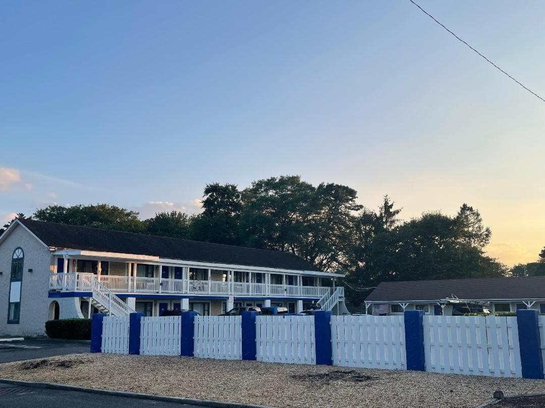 Point Pleasant Inn Пойнт Плезънт Бийч Екстериор снимка