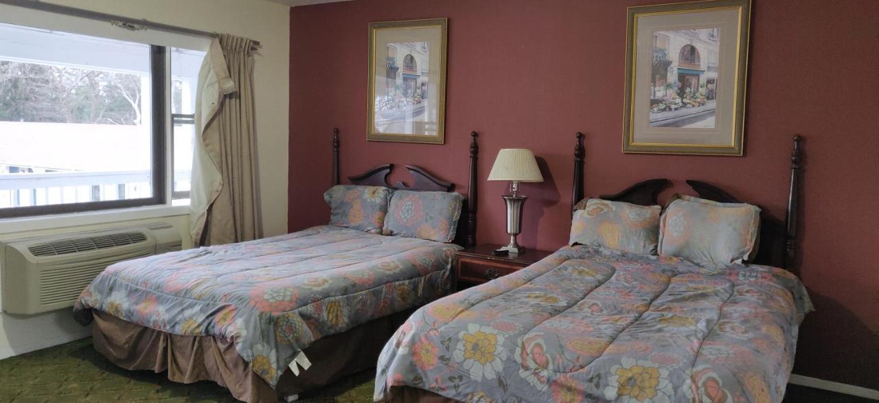 Point Pleasant Inn Пойнт Плезънт Бийч Екстериор снимка